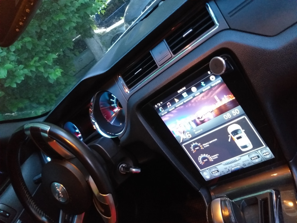 Магнітола Х6 tesla style 1