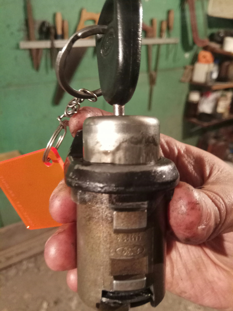 Накрився замок багажника 2