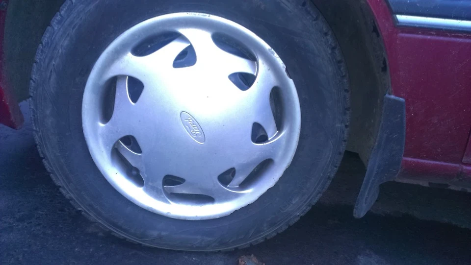 NOKIAN HAKKAPELIITTA R2 185/65 R14 90R XL