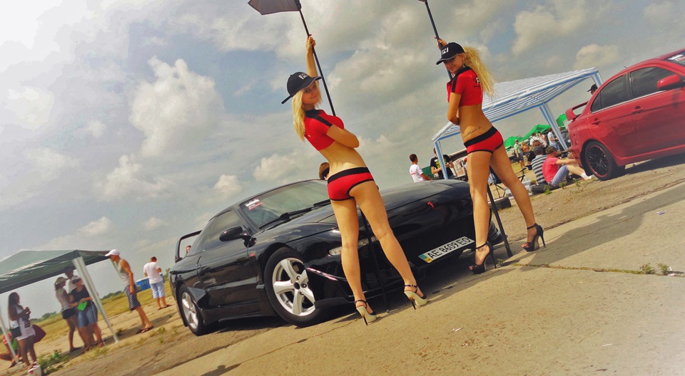 А тим часом Хишник їздив до Полтави на Адреналін Фест ... Ford Probe TUNING 3