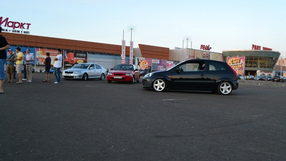 cult wheels AZEV A. BORBET A 4