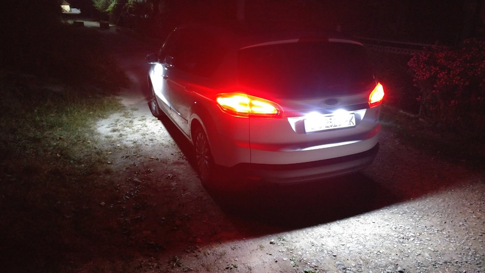 LED Підсвічування в дзеркалах 4