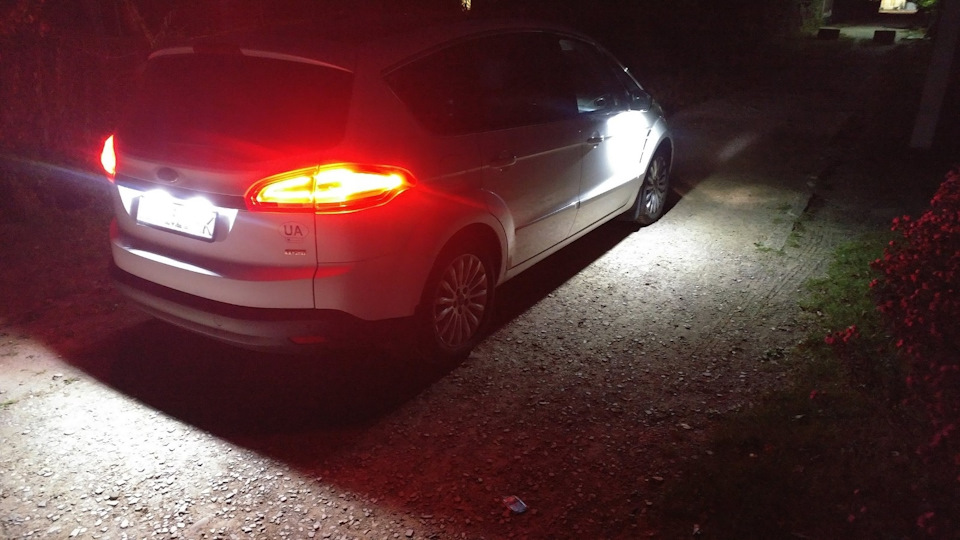 LED Підсвічування в дзеркалах 3