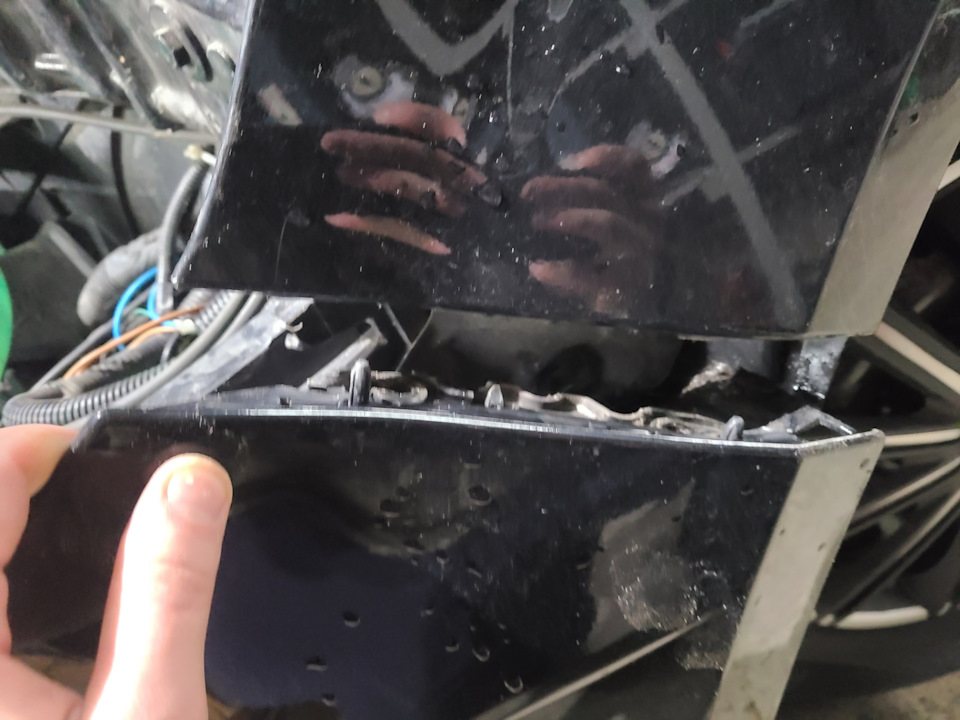 заміна протитуманки ford s-max 2013 3