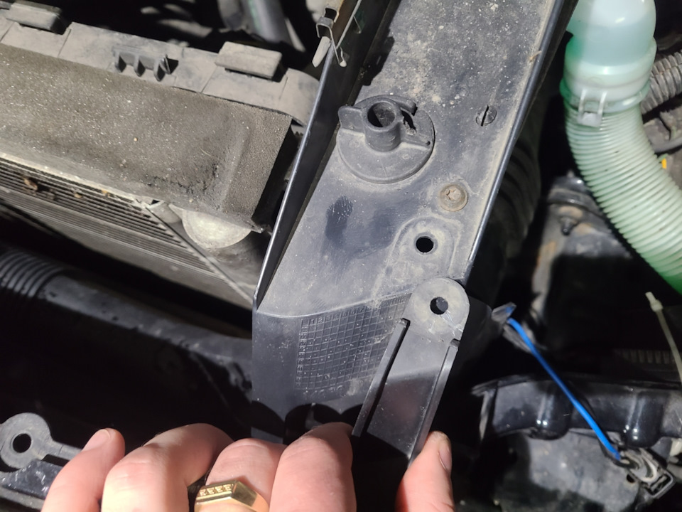 заміна протитуманки ford s-max 2013 1