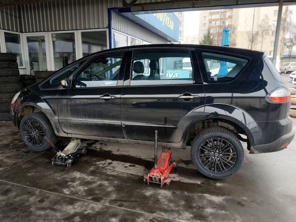 Прикупив зимову гуму 225/50 R17 2