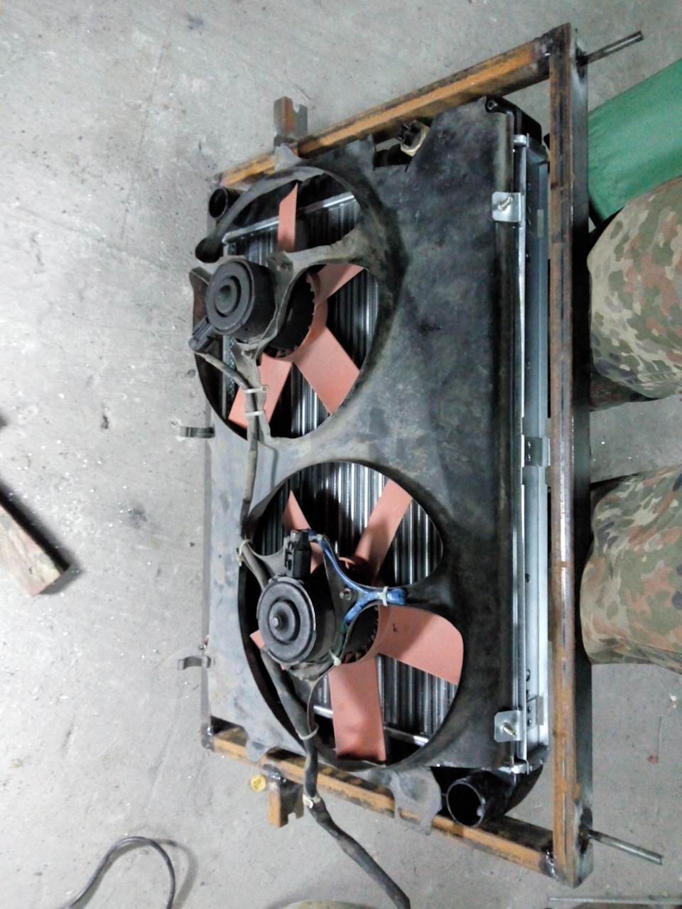 Вкорячений радіатор від Газелі 2