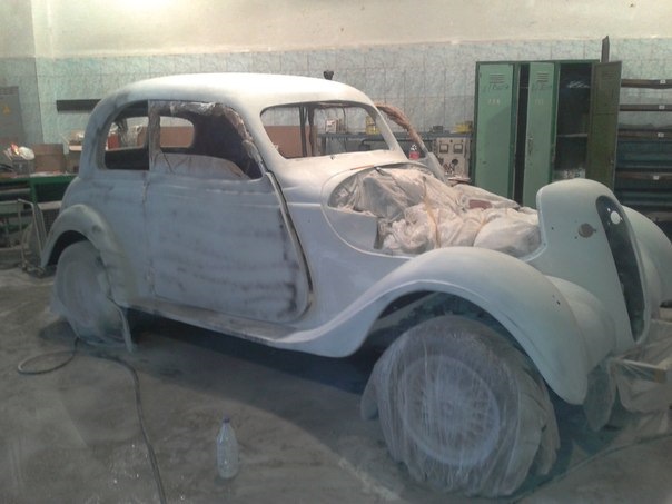 реставрація BMW 1936 року) 4