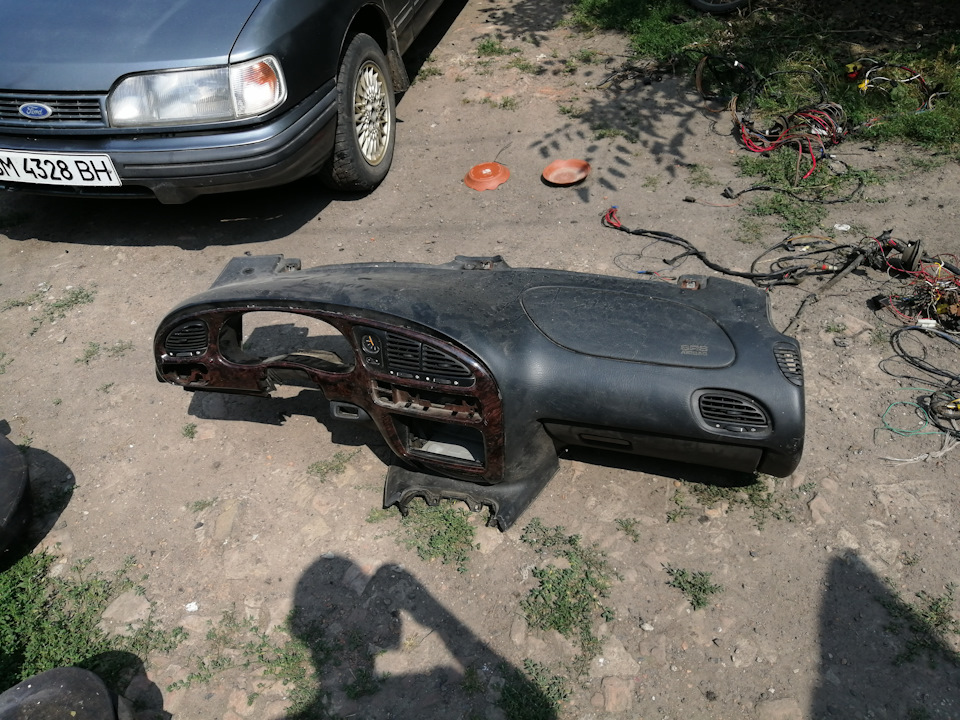 Обміняю запчастини на гроші 3