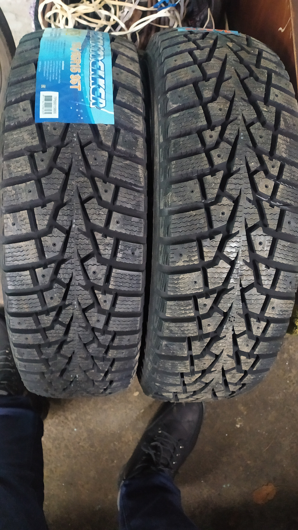 Купивши пару шин Maxxis Artictrekker np3 1