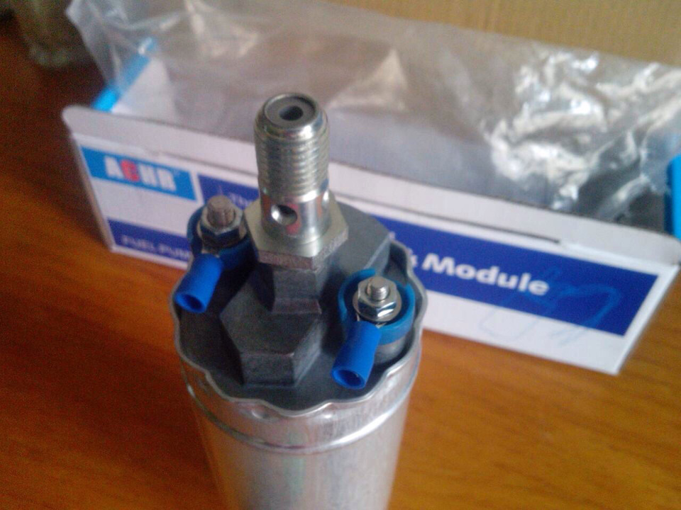 Продам бензонасос на 2.0 dohc 2