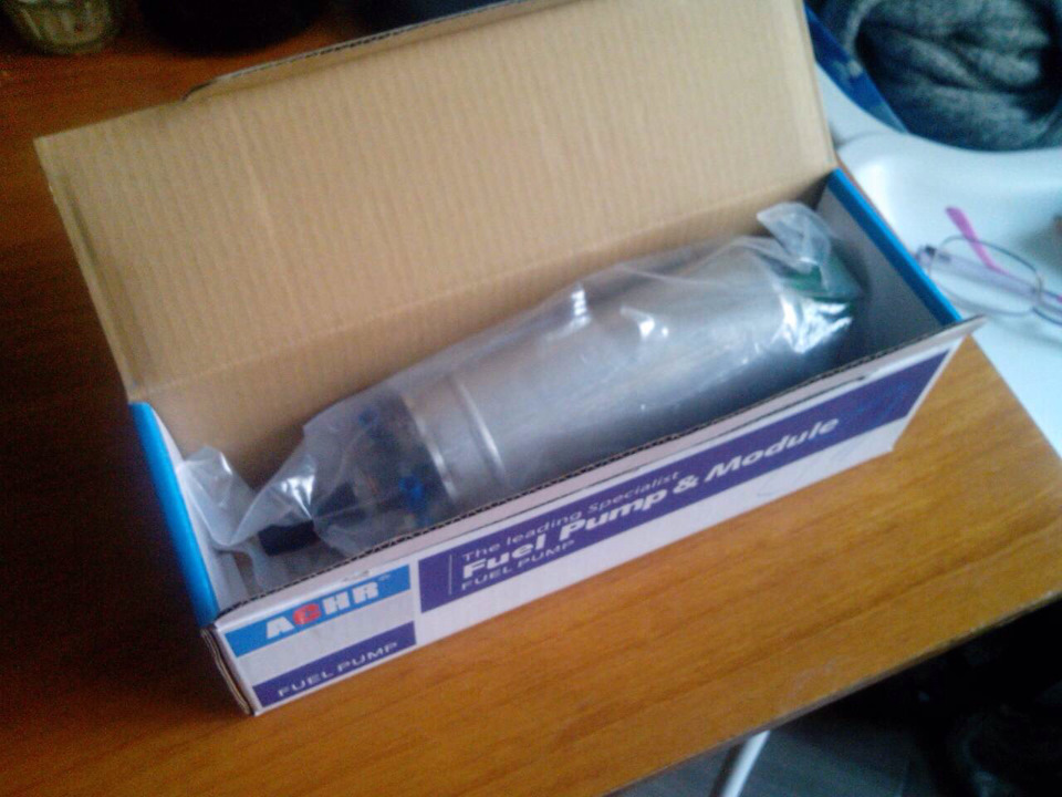 Продам бензонасос на 2.0 dohc 5