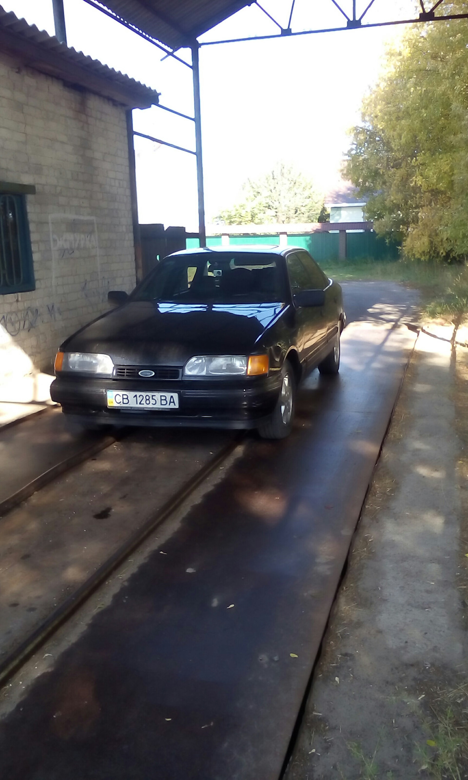 Вес Ford Scorpio 2.0 DOHC 1