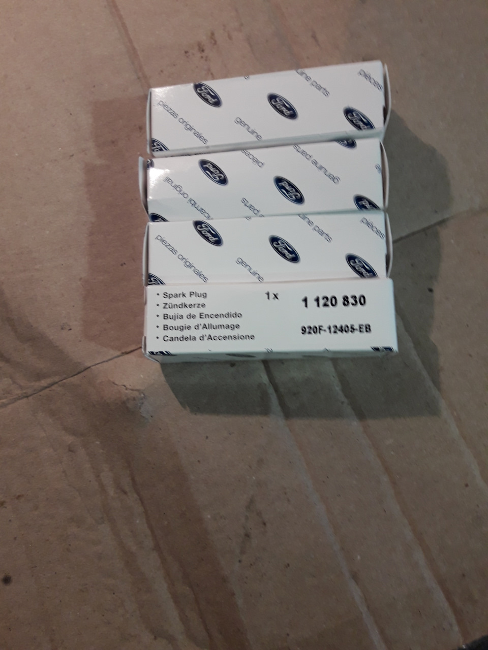 Заміна свічок Motorcraft 2
