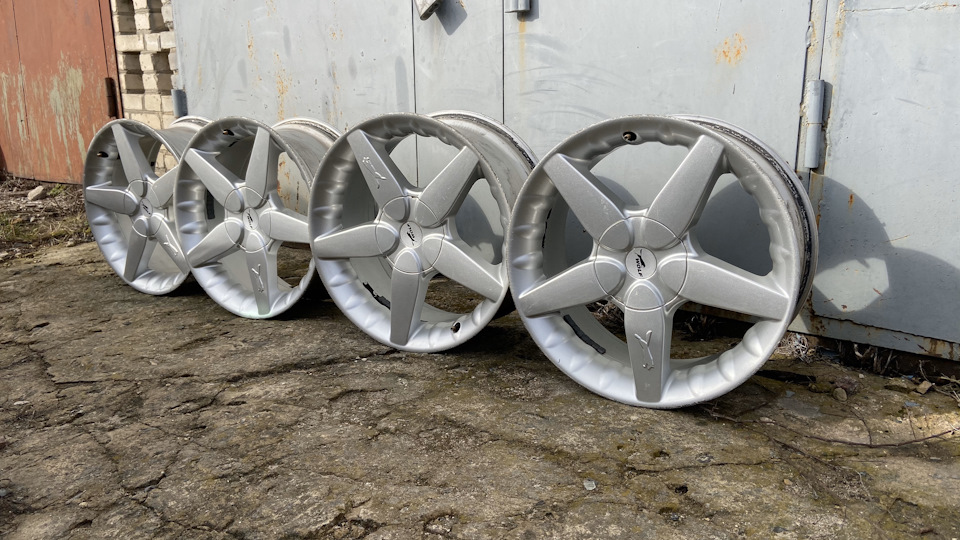 Диски Wolf Racing R17. 3