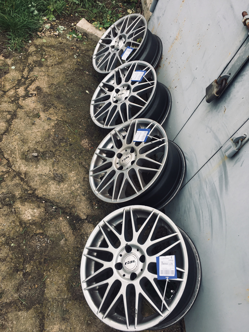 Купівля до літа, Rial Daytona R17. 4