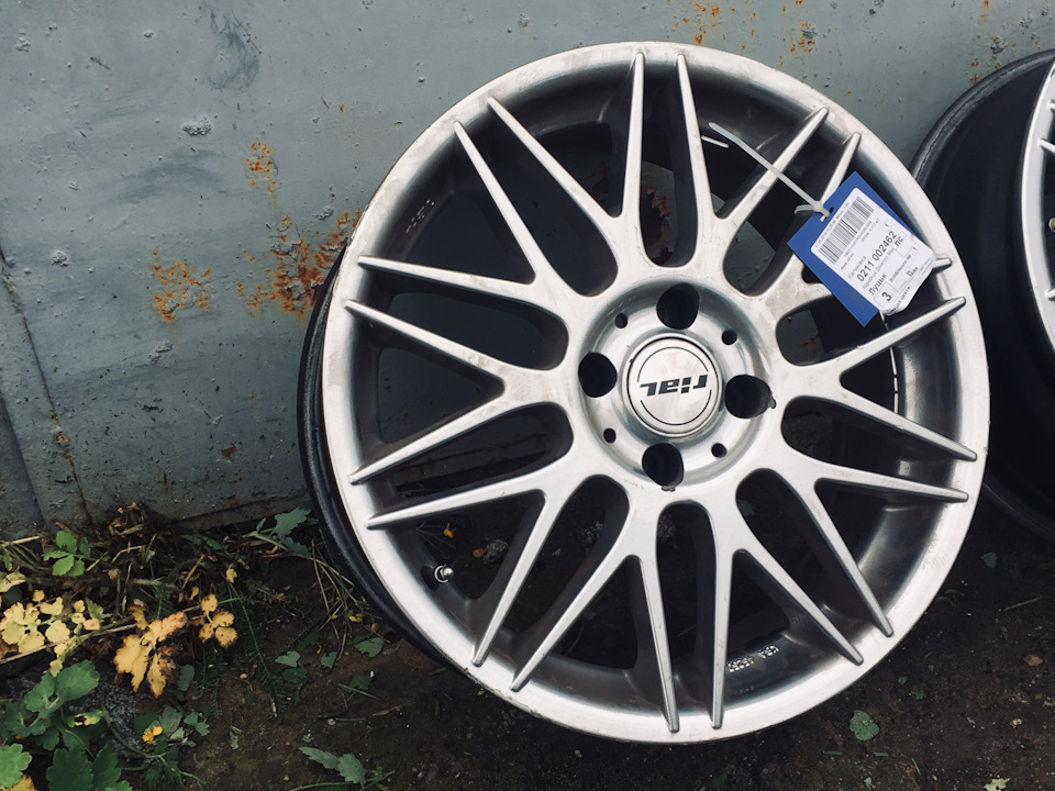 Купівля до літа, Rial Daytona R17. 5