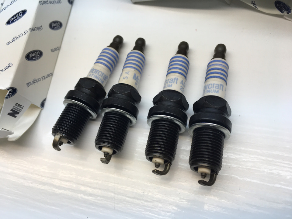 Свічки Motorcraft. 4