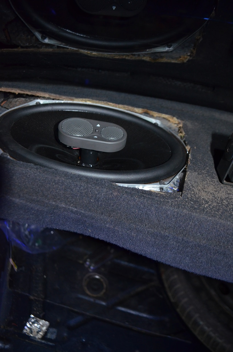 JBL 938 на заднюю полку. 5