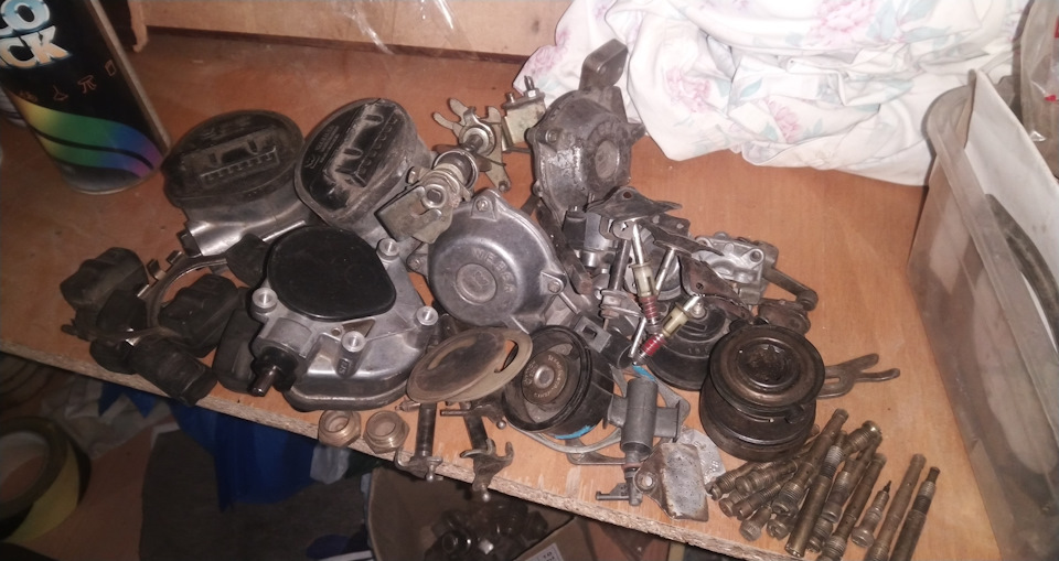 Віддам запчастини карбюратор Weber 1