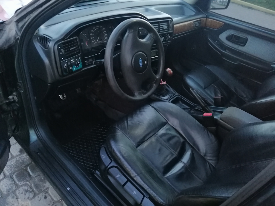 Передні сидіння від BMW E39 кожа 2