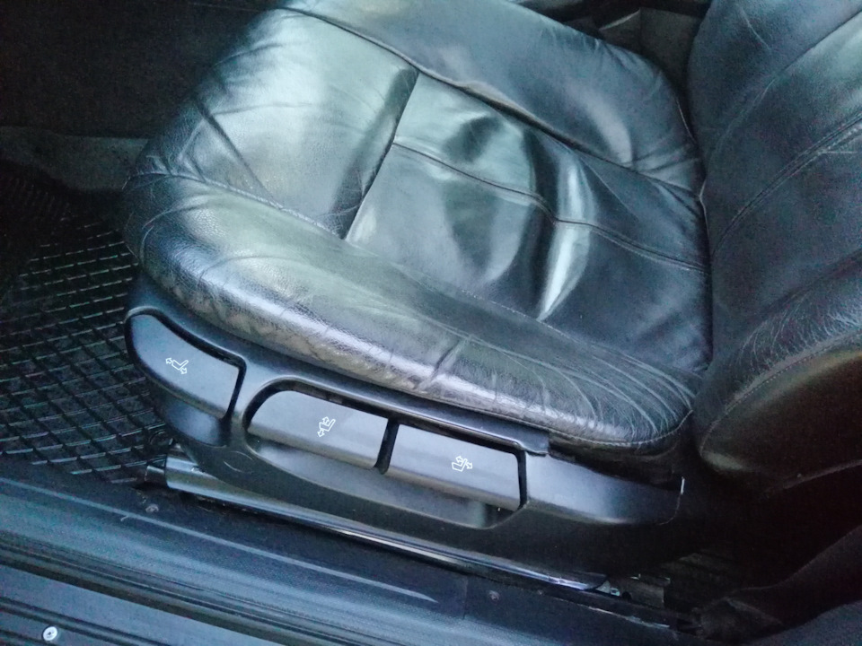 Передні сидіння від BMW E39 кожа 4
