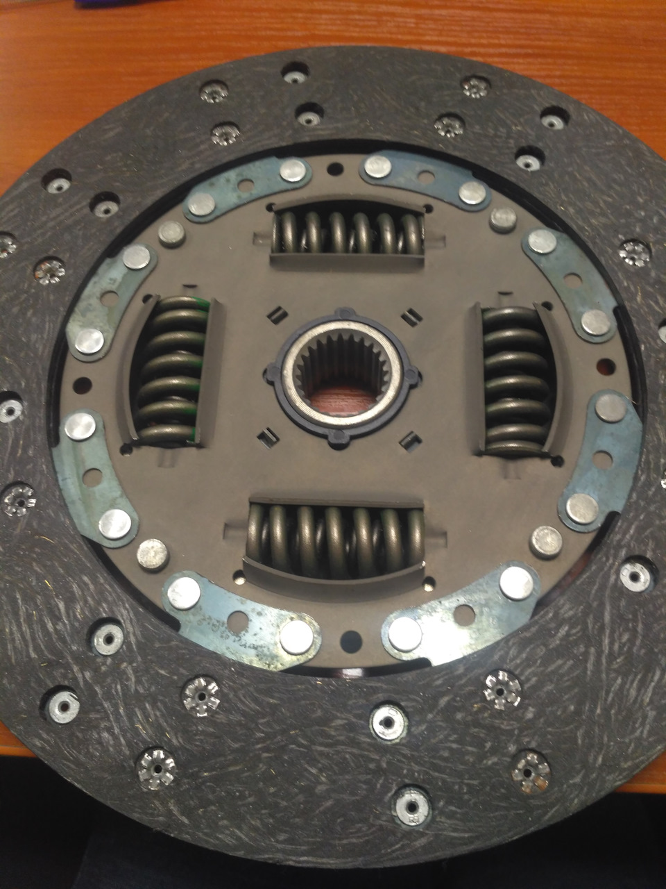 Диск зчеплення FORD 98VB7550AB 2