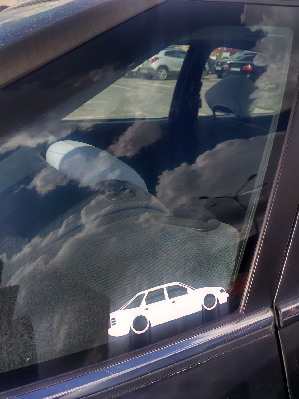 Наклейка Ford Scorpio 4