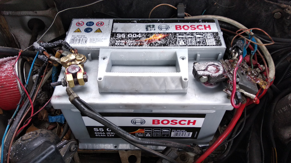 Акумулятор BOSCH S5 61A 1