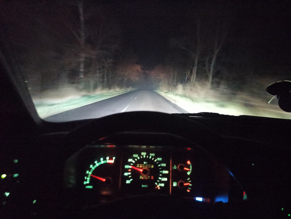Установка LED протитуманних фар від ваз 2110 зі світлотіньовим кордоном 4