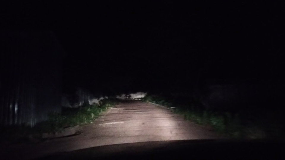 Заміна лампочок ближнього освітлення Н4 3