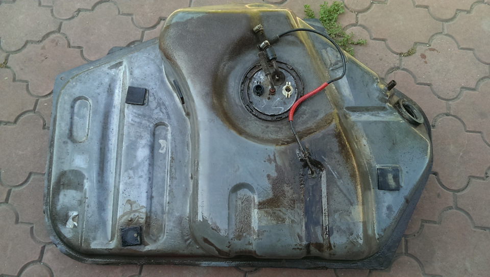 Фарбування бензобака 1
