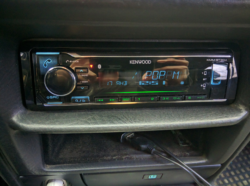 Нова магнітола Kenwood KMM BT304 2