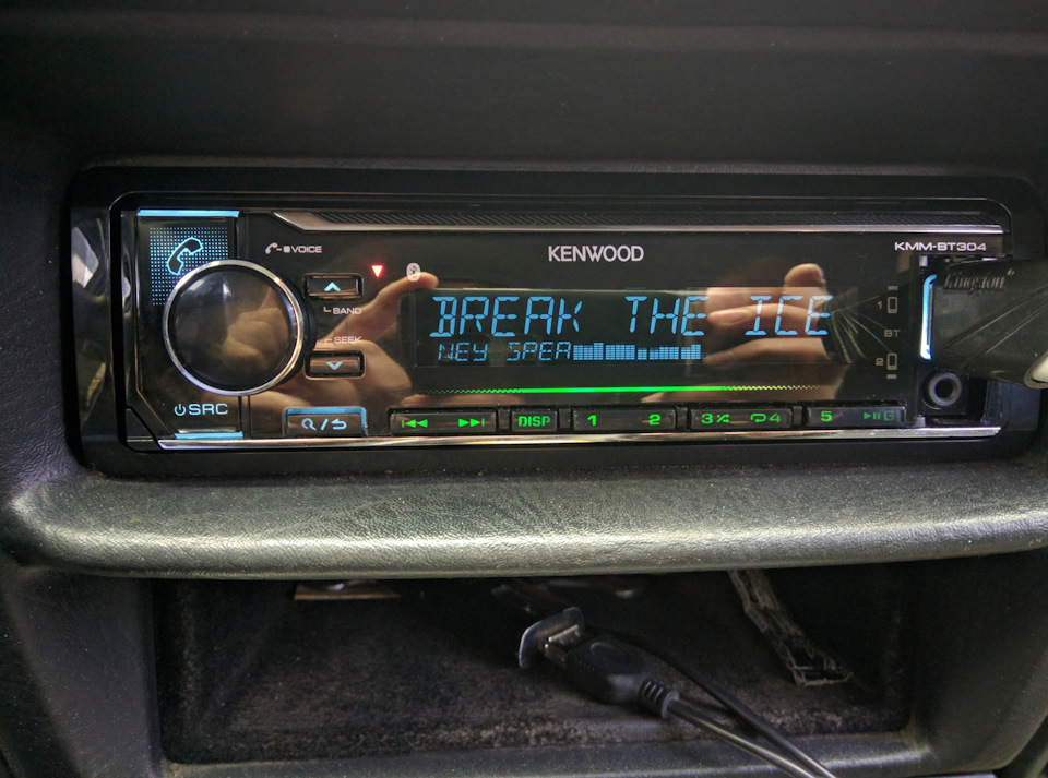 Нова магнітола Kenwood KMM BT304 1