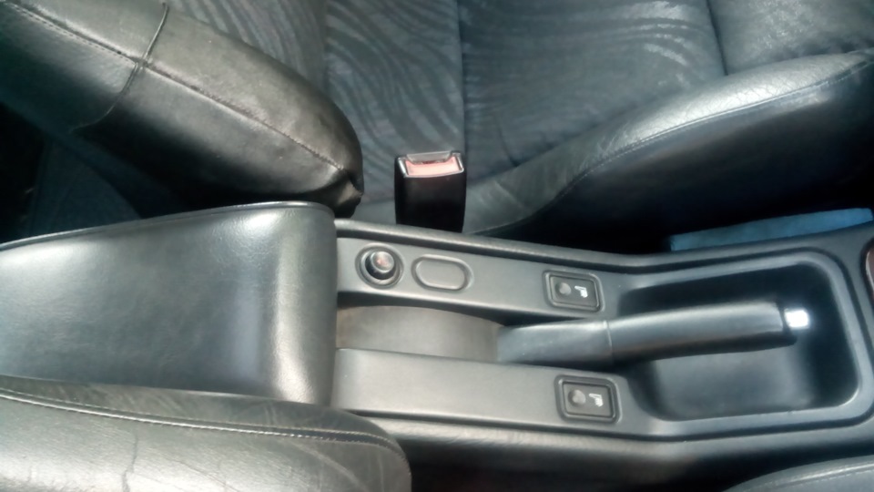 RECARO реалізовано 5