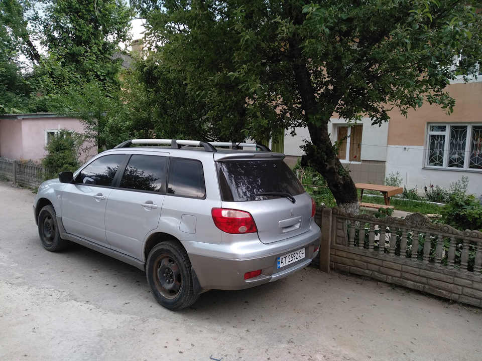 Отже скорп пішов до іншого. 1