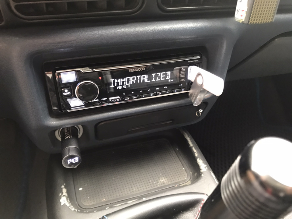 Магнітол Kenwood KMM 125 і Колонки Kicx PD 6.2 4