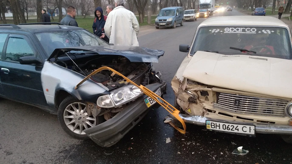Всі ... приїхали