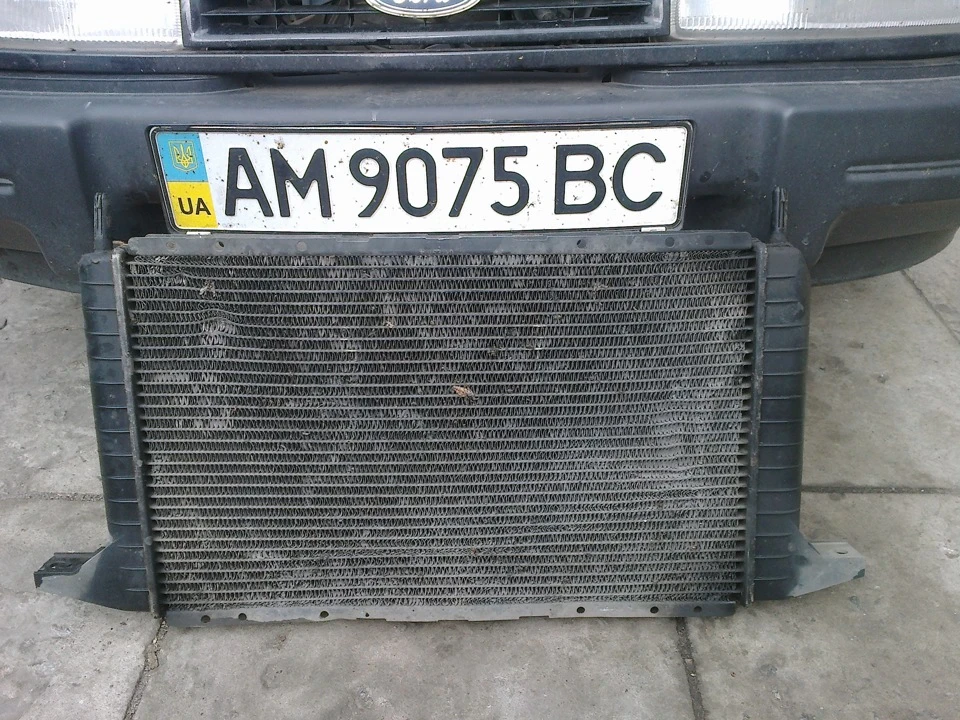 Заміна радіатора або трохи колгоспу;)