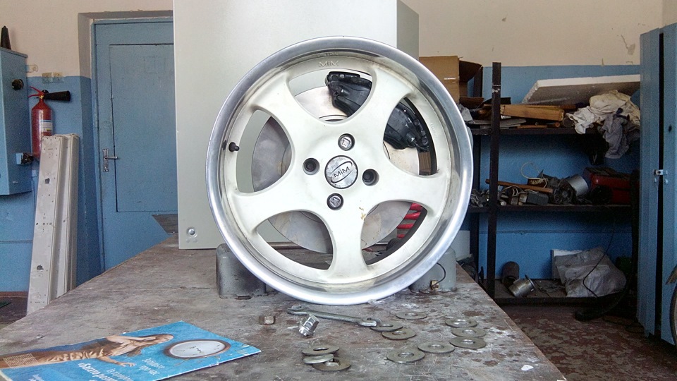 Купив гвинти, гальмівні диски 324мм + brembo Е38 3