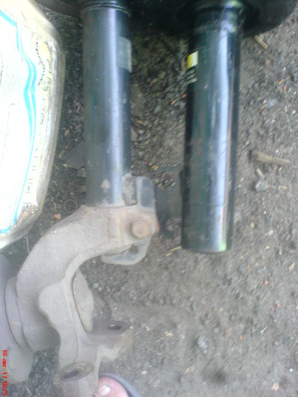 Продам амортизатори перед. Motorcraft