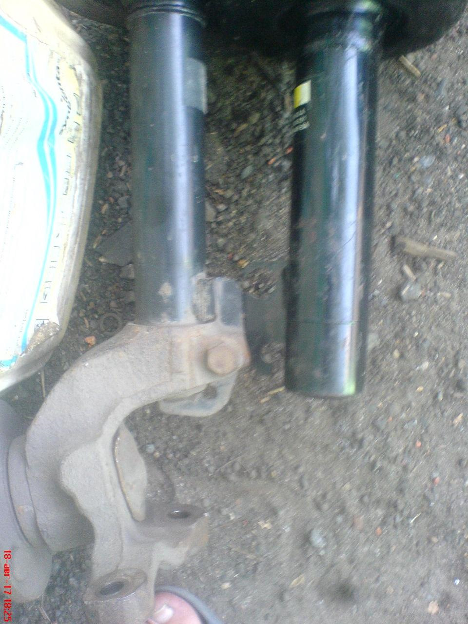 Продам амортизатори перед. Motorcraft 1