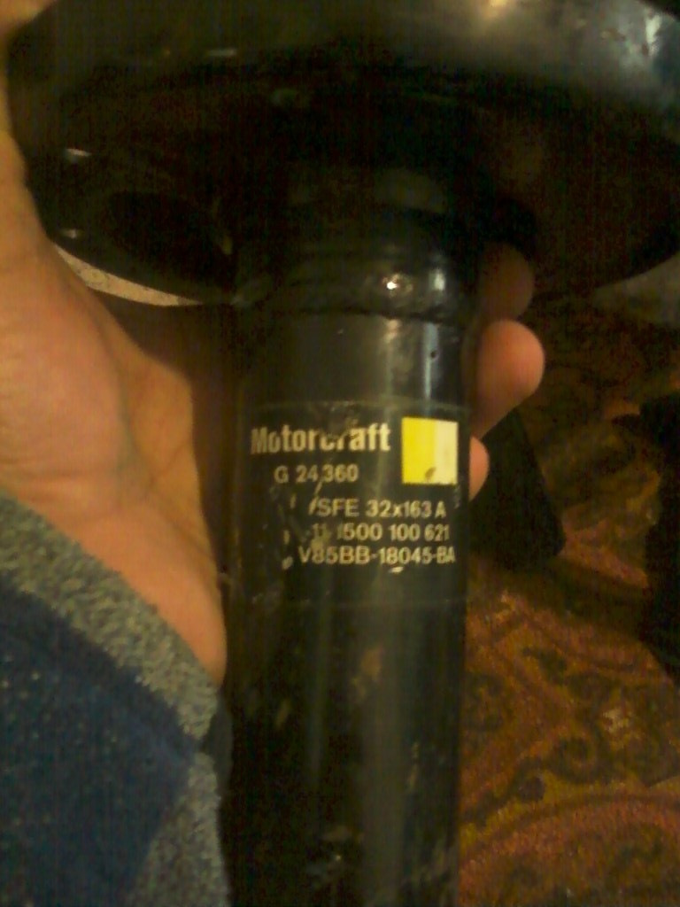 Продам амортизатори перед. Motorcraft 2