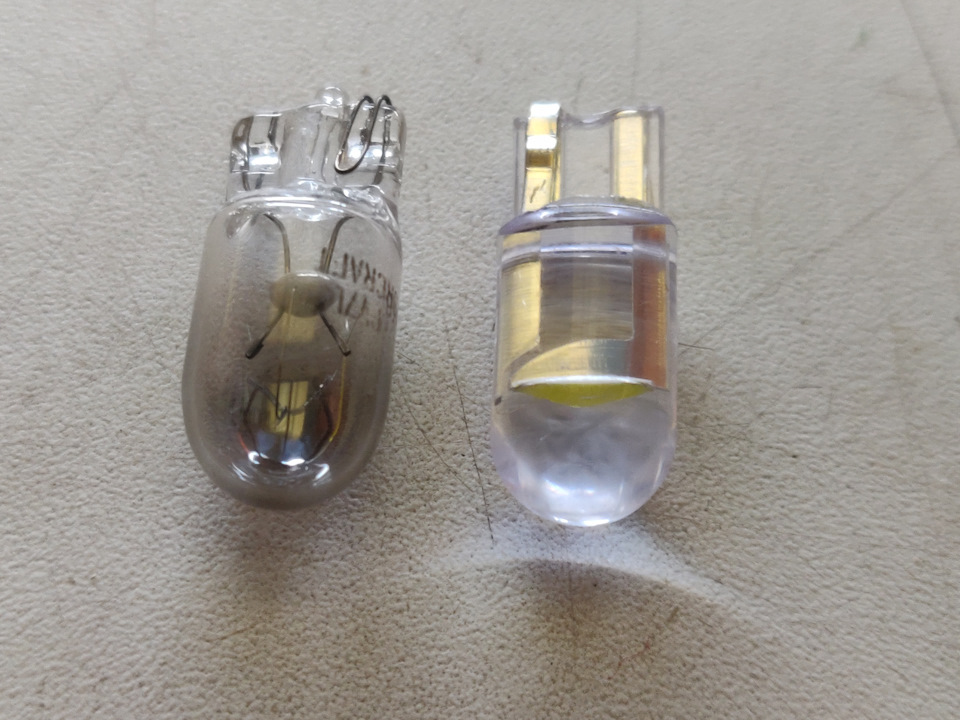 LED лампи у приладку. 2