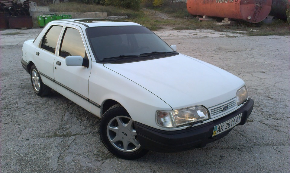 Ford Centra R17 1