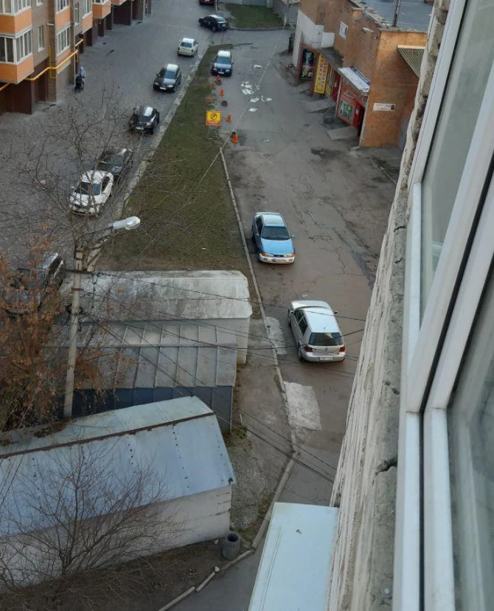 Снігу немає - продав.