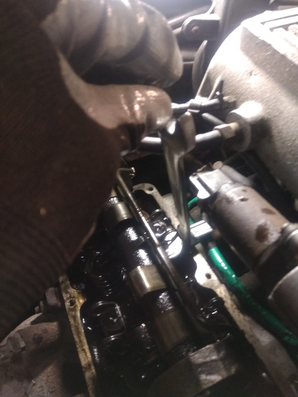 Регулювання клапанів Ford Sierra ohc 2.0i 5