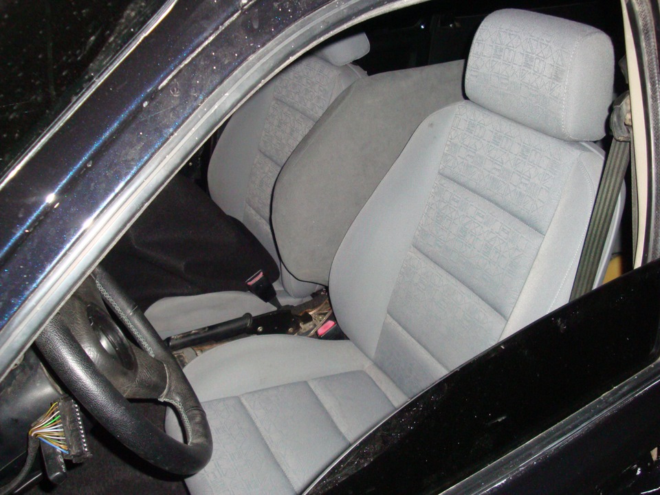 Передні сидіння від BMW E 36, Ручка КПП MOMO (Шкіра) 2