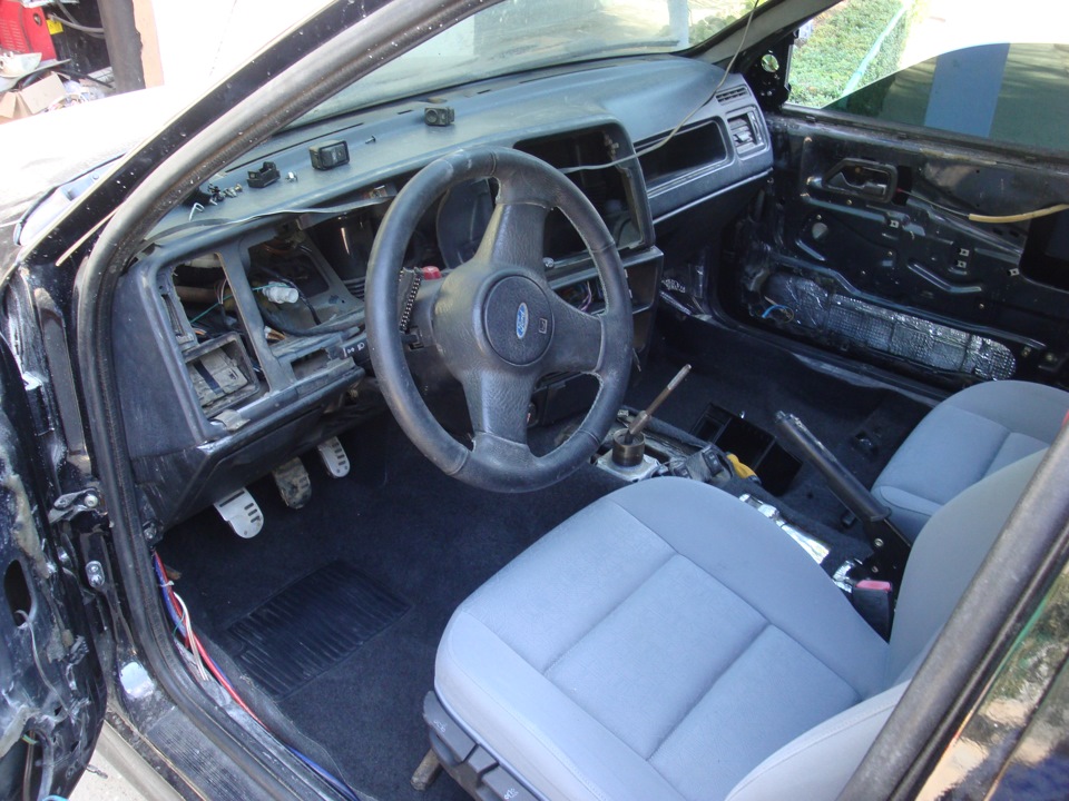Передні сидіння від BMW E 36, Ручка КПП MOMO (Шкіра) 1