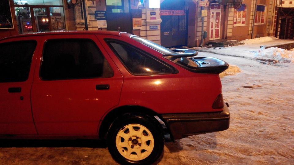 спойлер xr4 на місці 4